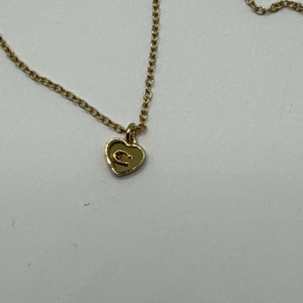 NWT COACH Gold Heart Reversible Charm Necklace - Picture 5 of 15